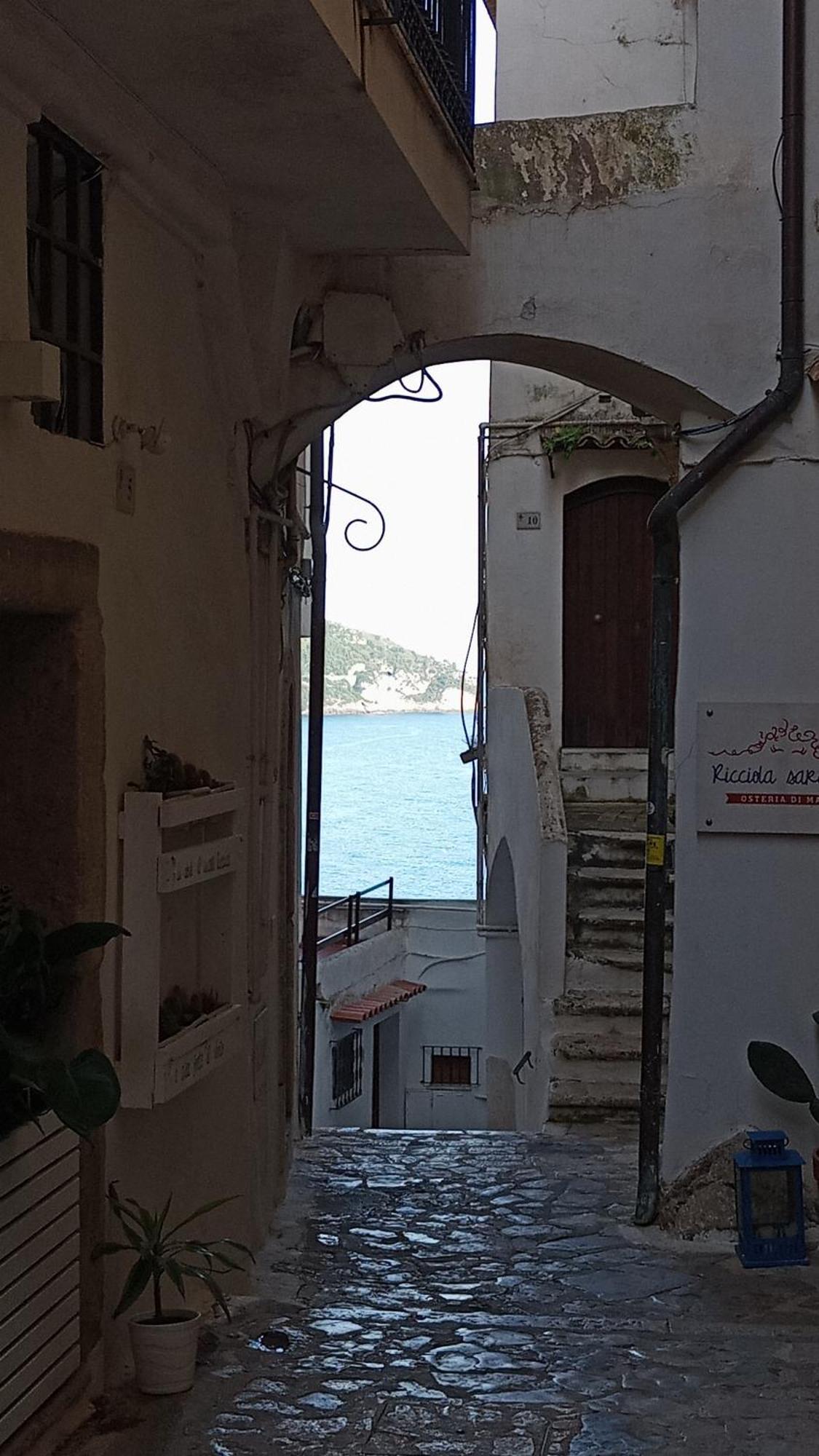 Camera Blu Caboto Gaeta Bagian luar foto